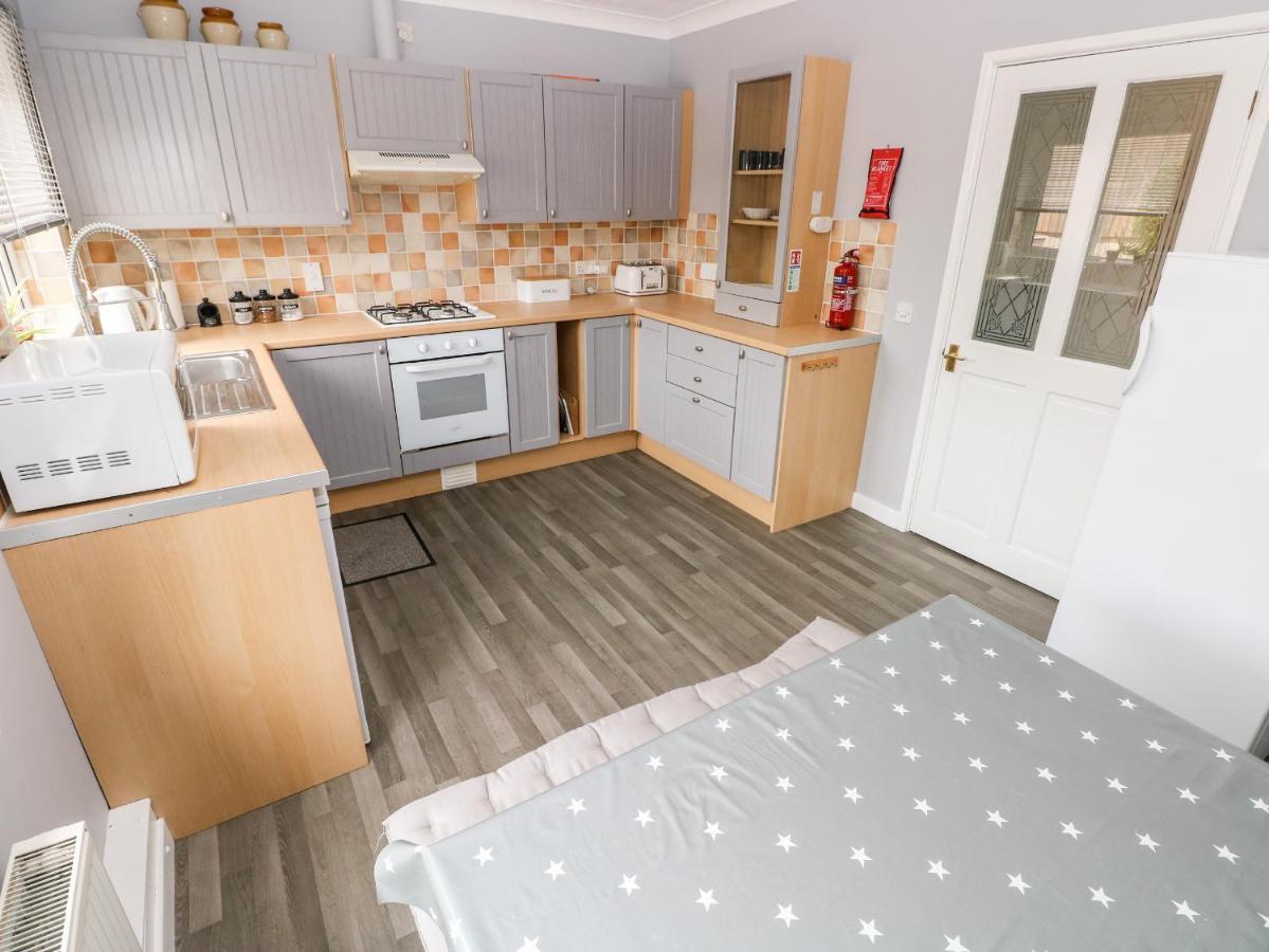 Willa 23 Charles Thomas Avenue Pembroke Dock Zewnętrze zdjęcie
